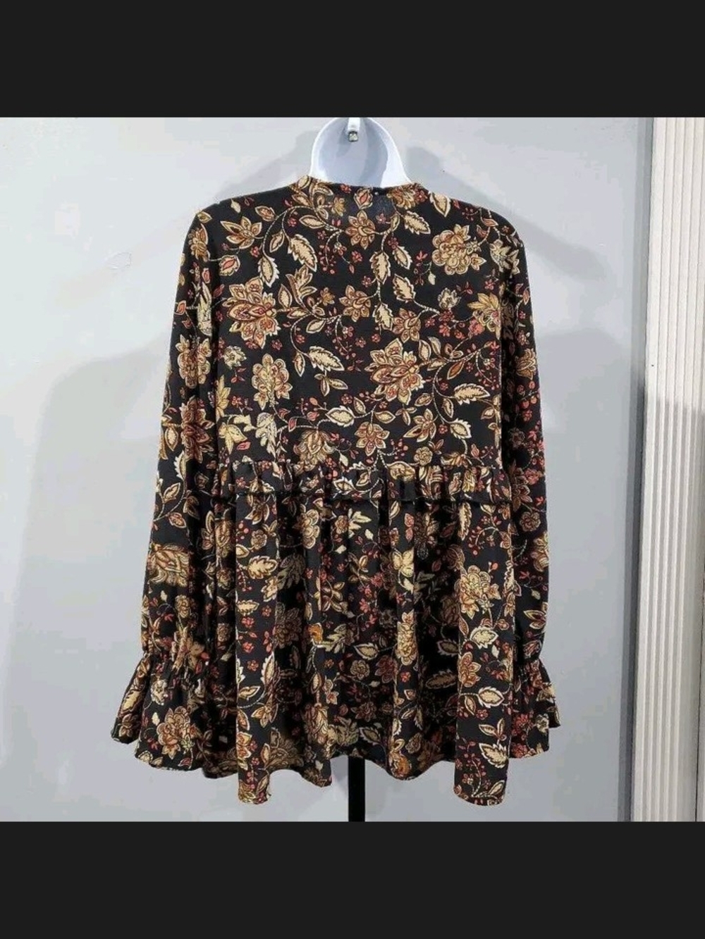 Entro Boho Floral Peplum Blouse
